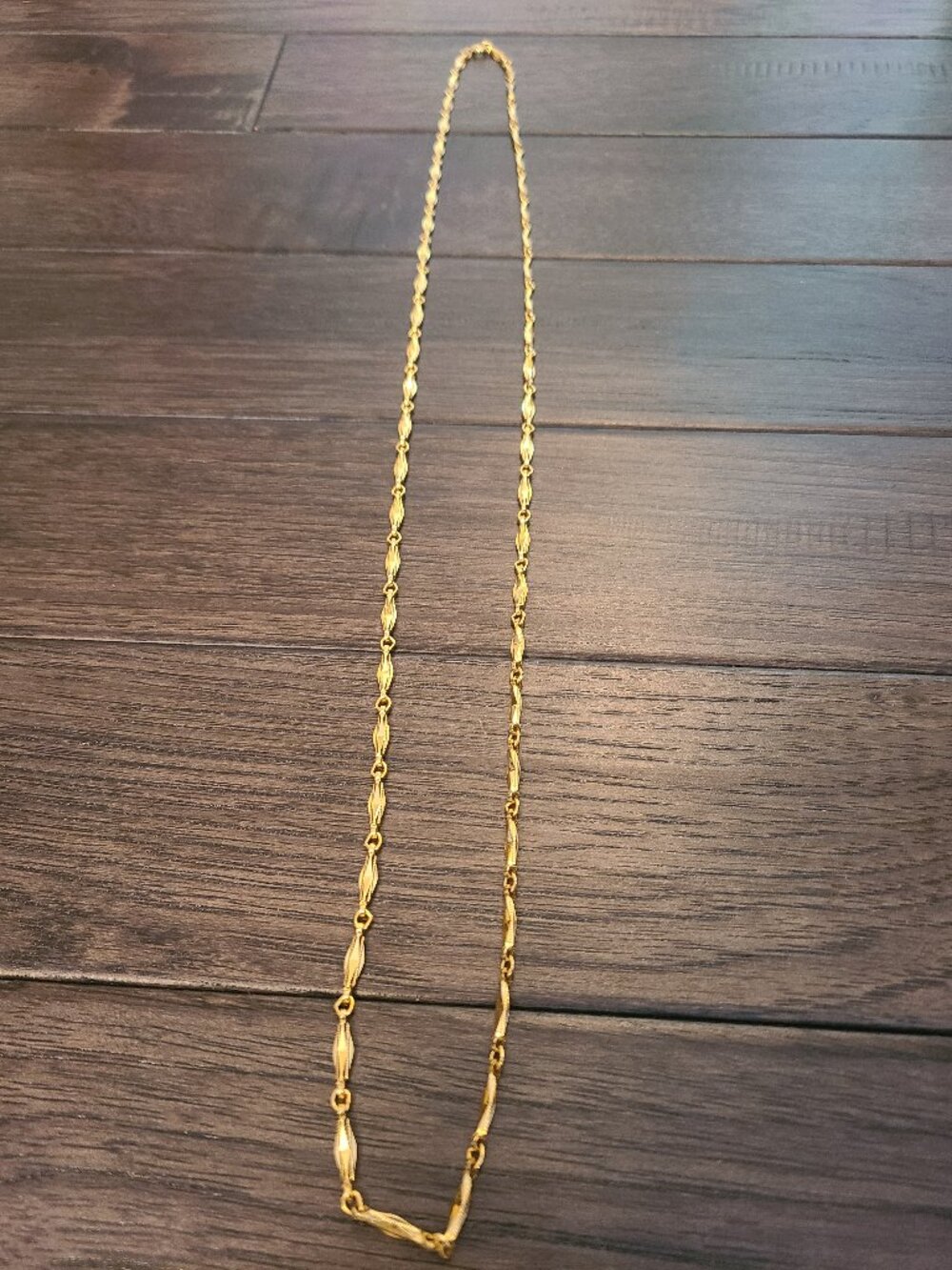 Vintage 1970s 17 inch chain